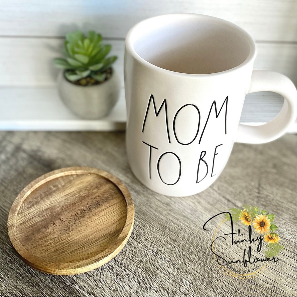 Rae Dunn Mom To Be Coffee Mug